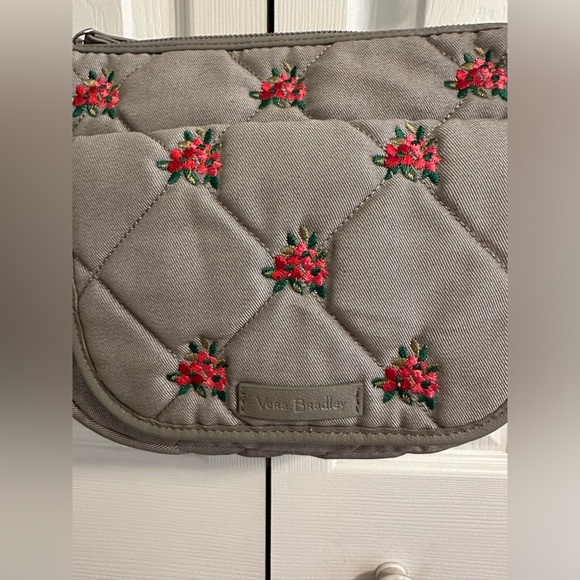 Vera Bradley: Iconic Turnabout Crossbody-Denim Gray - Picture 2 of 8